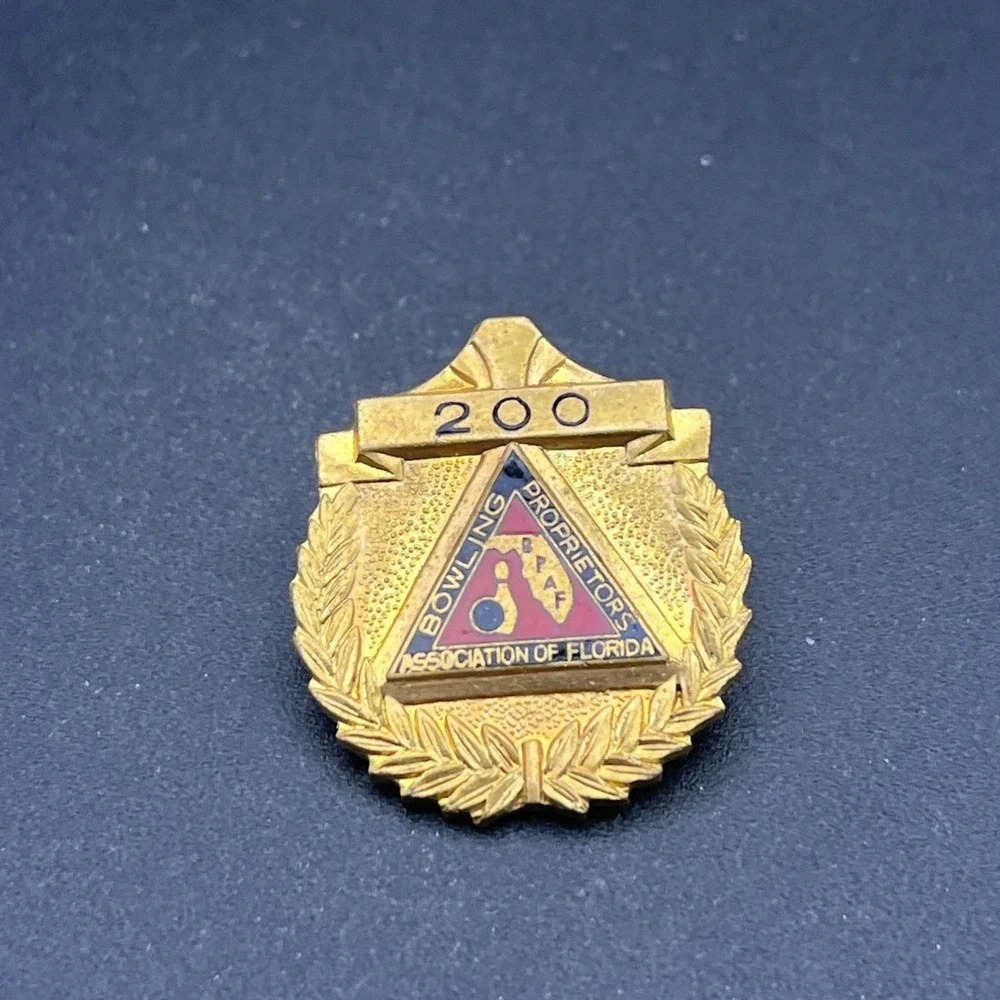 Bowling‎ Proprietor's Association Of Florida 200 Award Lapel Hat Pin